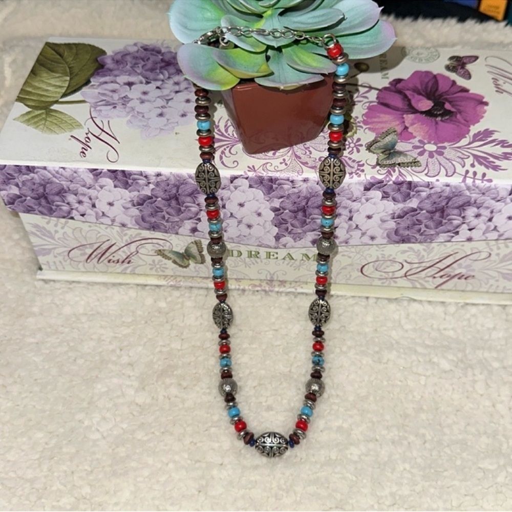 CHAPS ENGRAVED SILVER TONE BEADED RED BLUE BROWN INDIGO NECKLACE
